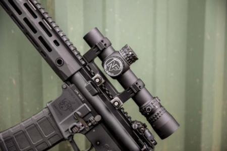 ������ NightForce NX8 1-8x24 F1 ZeroStop 0.2MRAD (����� FC-Mil) � ����������