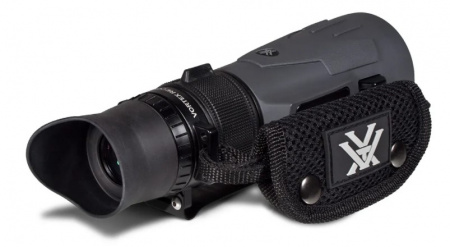 ��������� Vortex Recon R/T 15x50 � ������������ ������