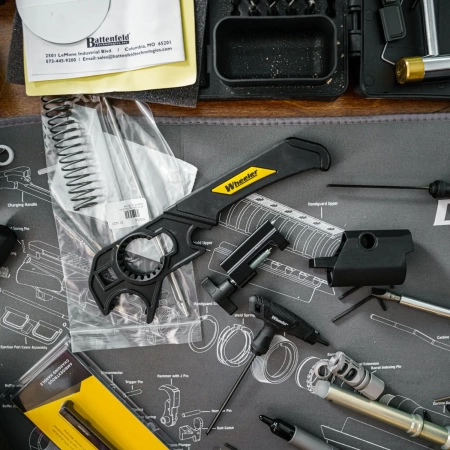 ��������� ���� Wheeler Professional Armorer's Wrench ��� ������� AR-10, AR-15