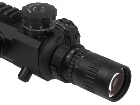 ������ March Genesis 4-40x52 FFP, 0.05Mil (����� FML-TR1) � ����������