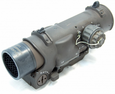 ������ Elcan Specter DR 1x/4x (���. 5.56) ���� FDE