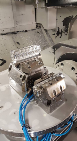 ����� SPUHR ��� ��������� �� MP5/HK53 � ��������, � ��������� � A-0002 (R-301)