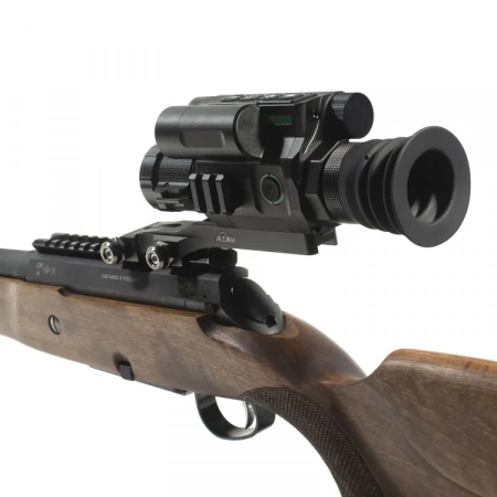 �������� ������ ������� ������� ATAK ES3-LRF PRO (7.9x, 940��, F70��) � �����������