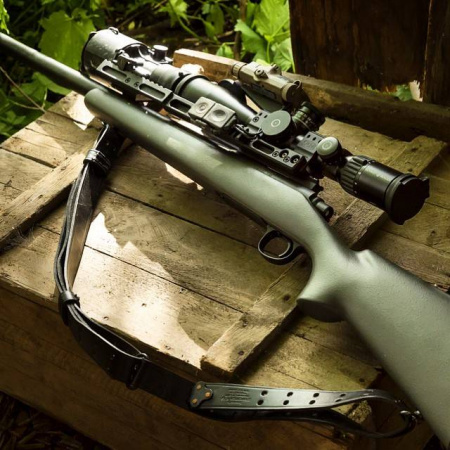 ������� ��� ��������� ��������������� ������� NV Clip-ON �� ���������� Spuhr (A-700)