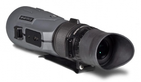 ��������� Vortex Recon R/T 15x50 � ������������ ������